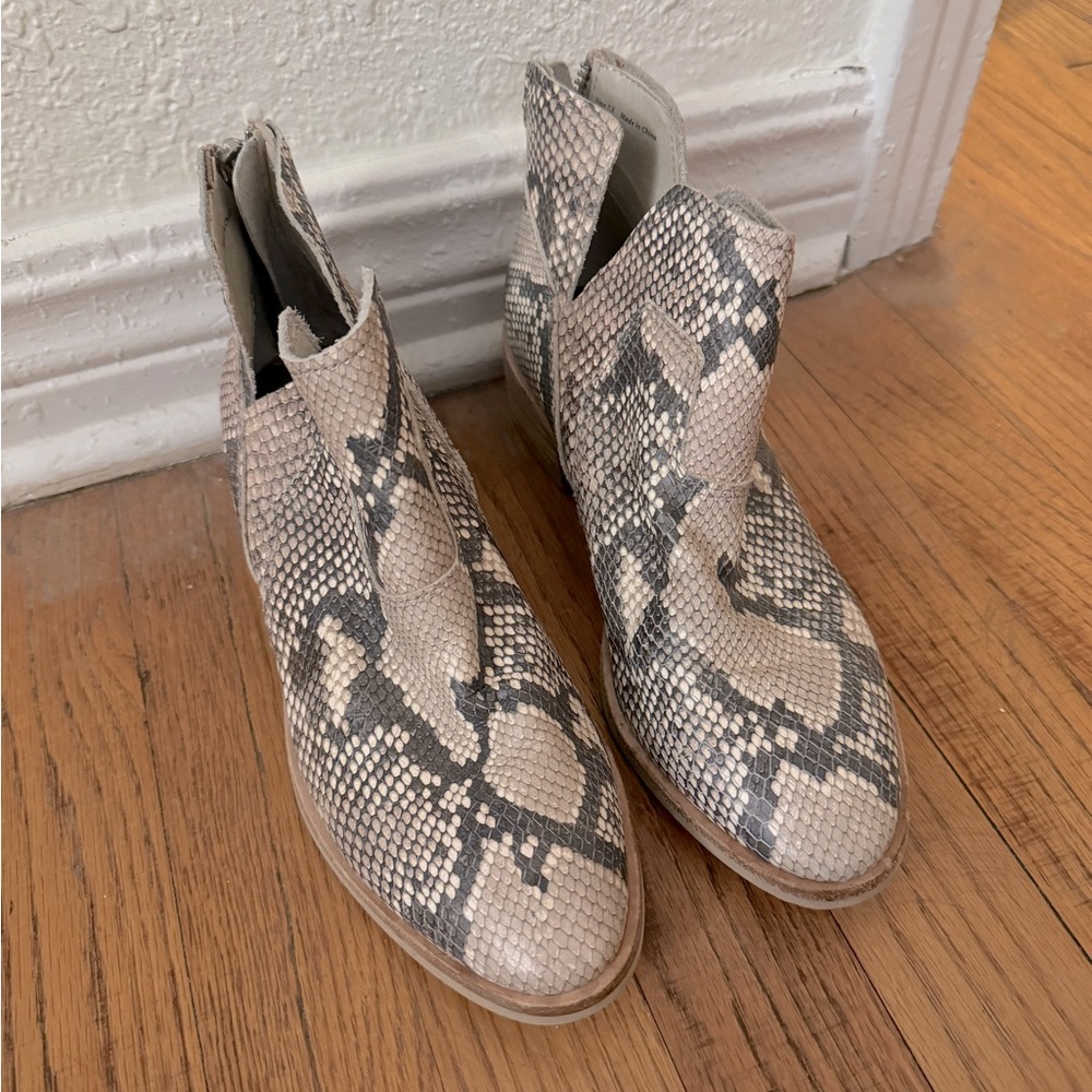 Dolce Vita Snakeskin Booties size 7.5